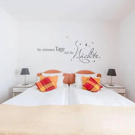 On The Sunny Slope Modern Retreat *