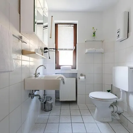 On The Sunny Slope Modern Retreat Holiday home Niedersalwey