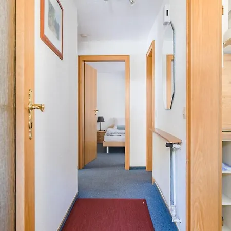 Prázdninový dům On The Sunny Slope Modern Retreat