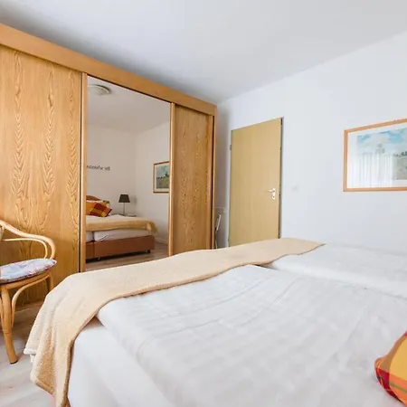 On The Sunny Slope Modern Retreat Prázdninový dům *