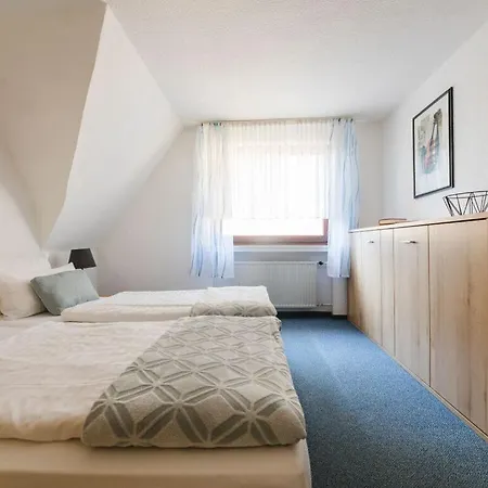On The Sunny Slope Modern Retreat Holiday home Niedersalwey