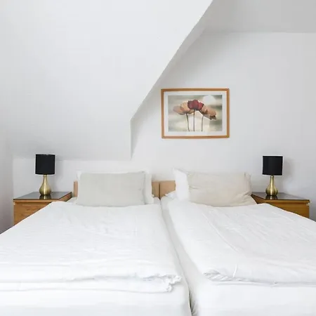 Holiday home On The Sunny Slope Modern Retreat Niedersalwey