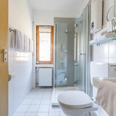 On The Sunny Slope Modern Retreat Prázdninový dům *