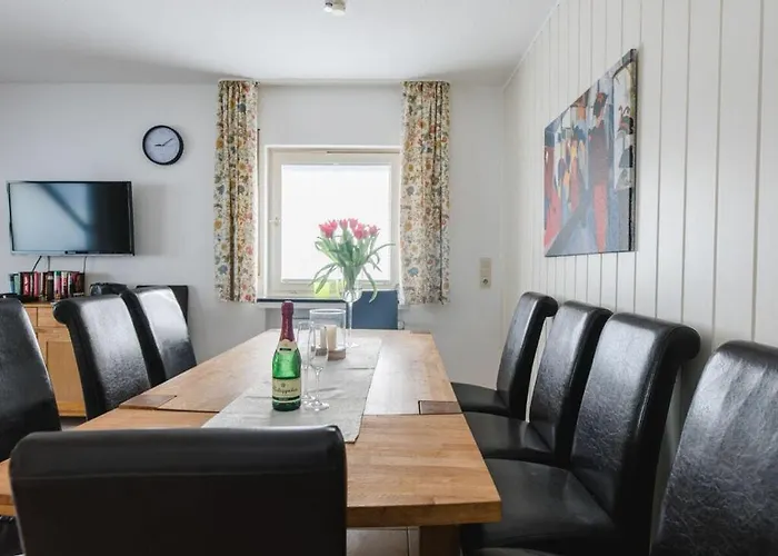 On The Sunny Slope Modern Retreat Niedersalwey