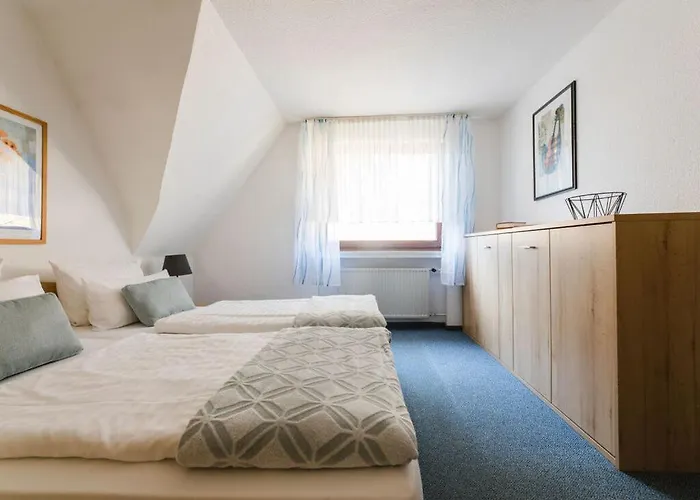 On The Sunny Slope Modern Retreat 度假居 Niedersalwey